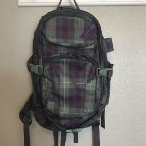 Dakine snowboarding backpack, like new!